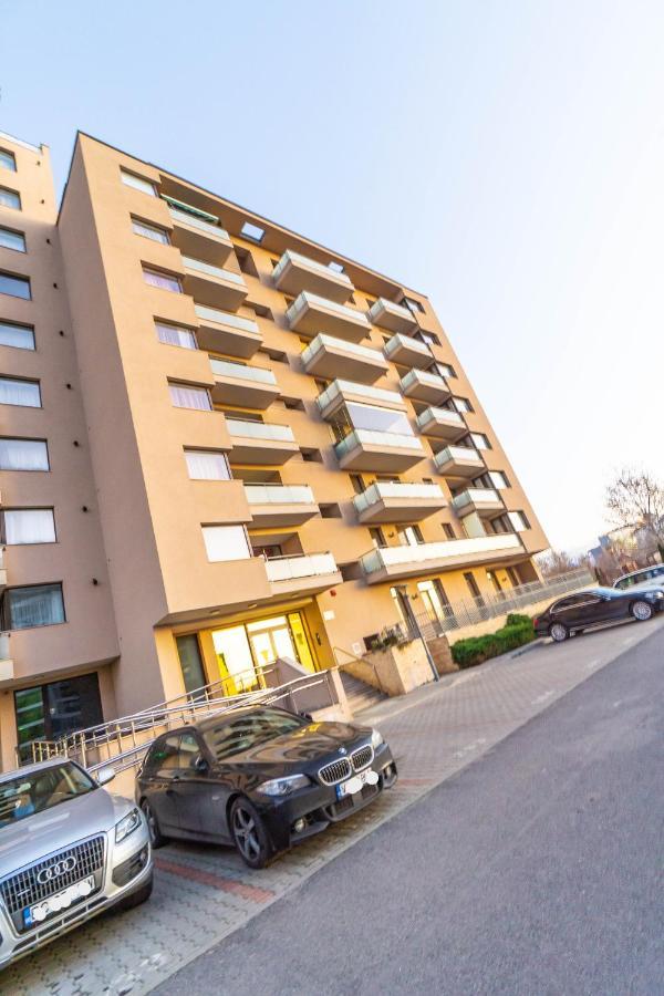 Appartamento Opal Luxury Aviatiei Bucarest Esterno foto